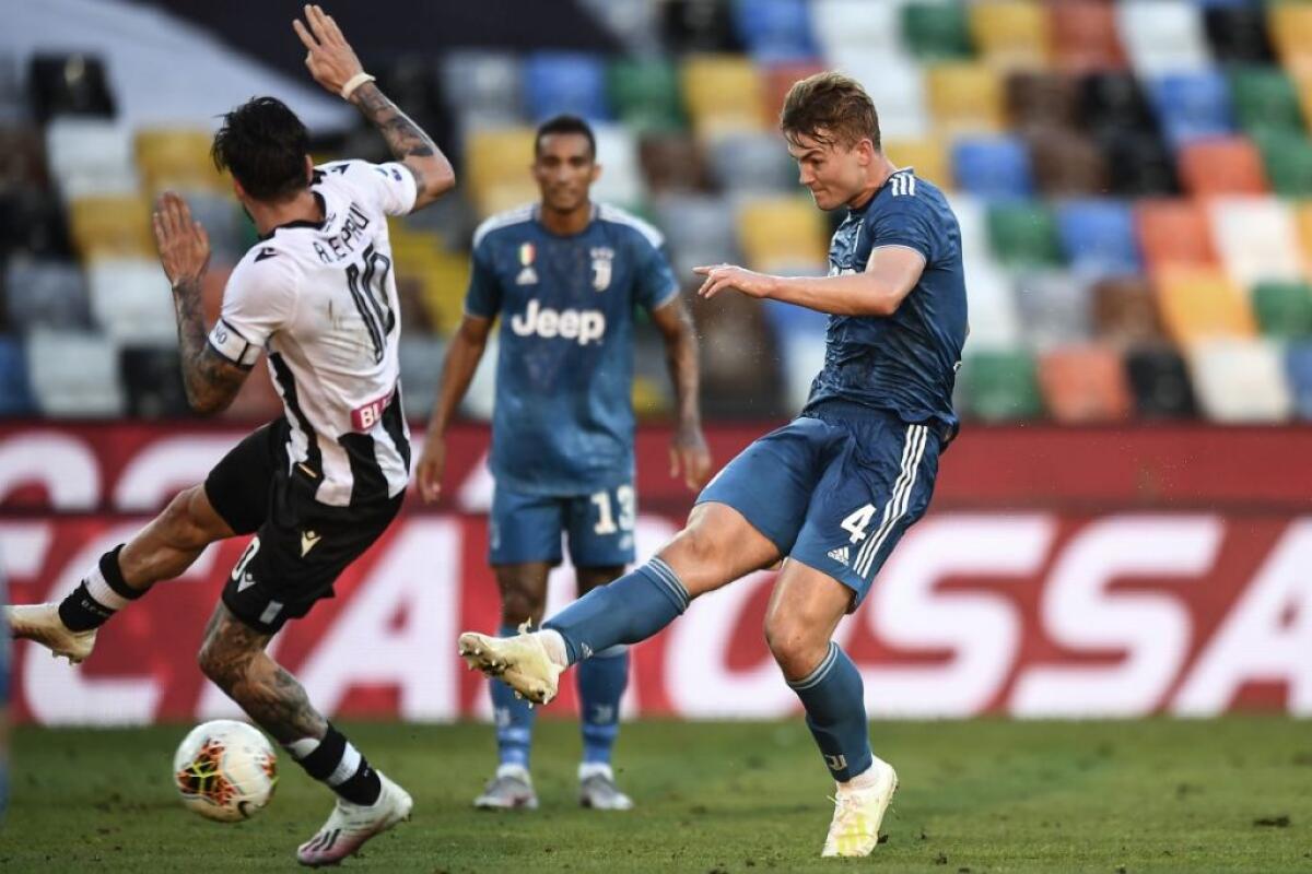 La Juventus perde 2-1 a Udine, scudetto rinviato - 