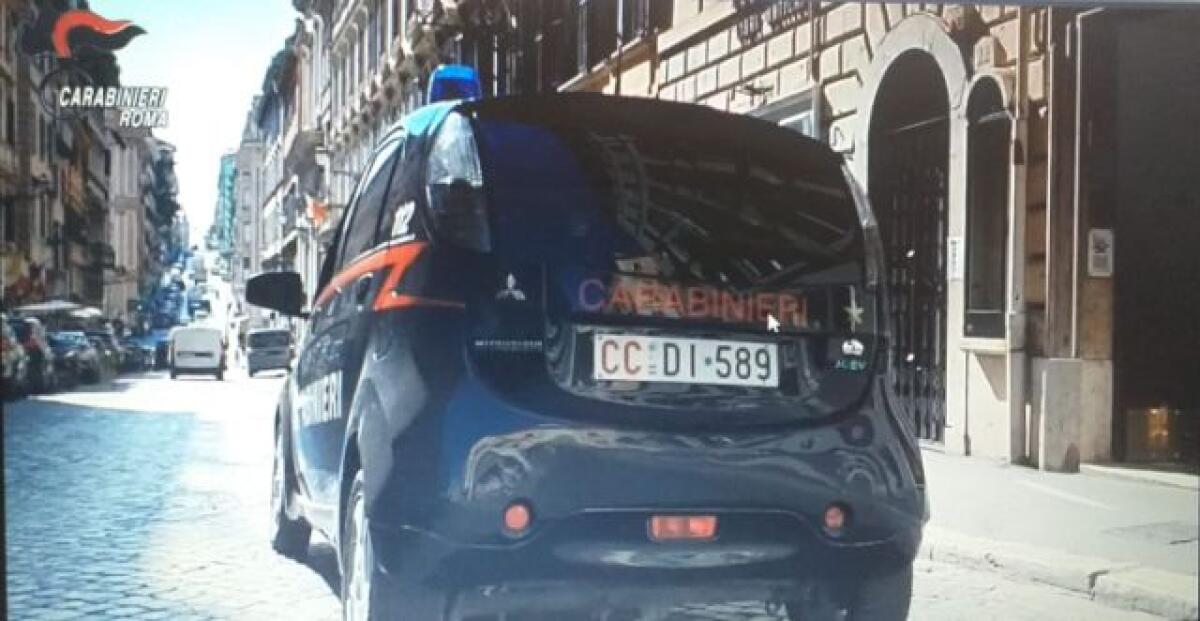 Violenza sessuale su aspiranti attrici, arrestato finto regista a Roma - 