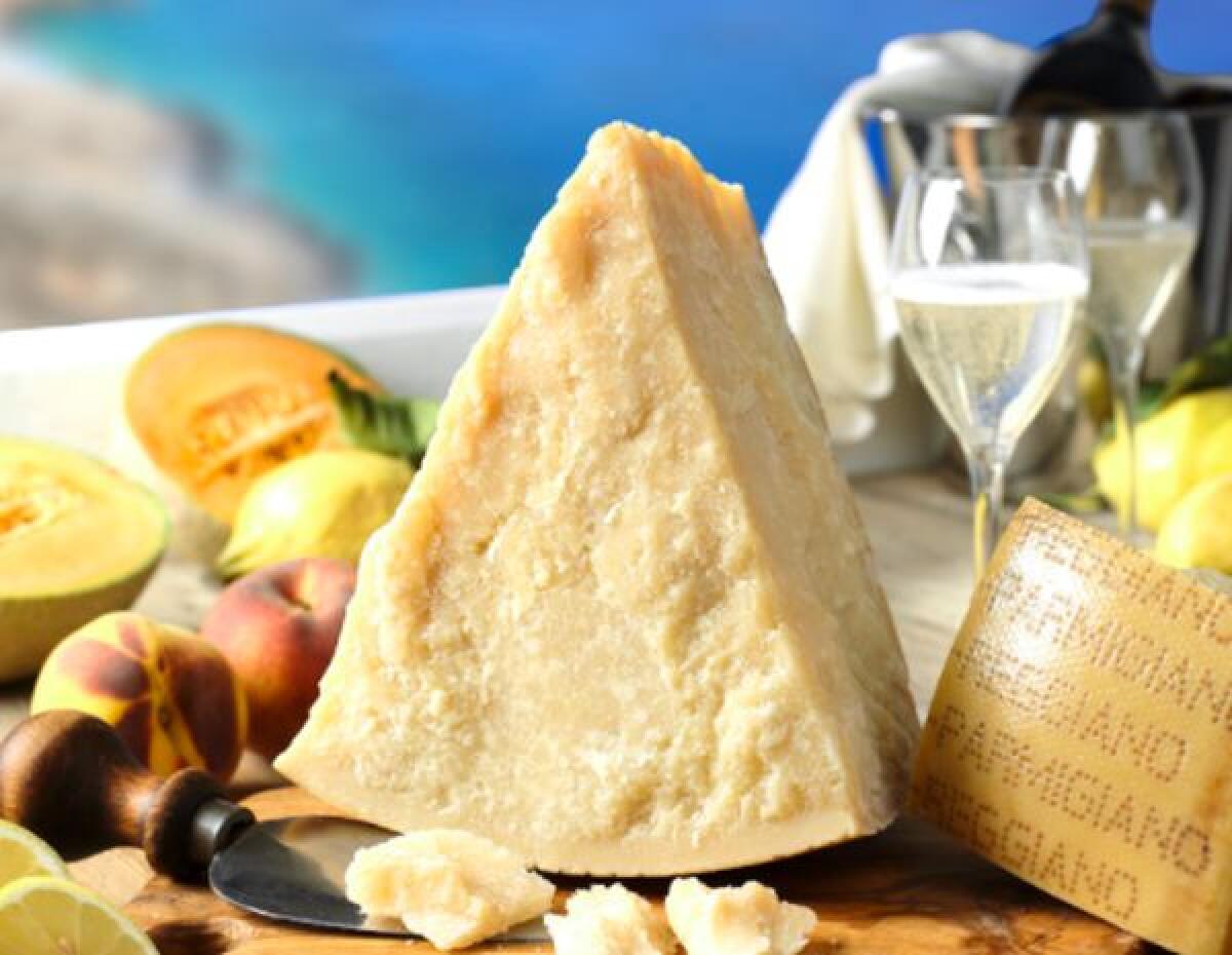 Caseifici Aperti, alla scoperta dei segreti del Parmigiano Reggiano -