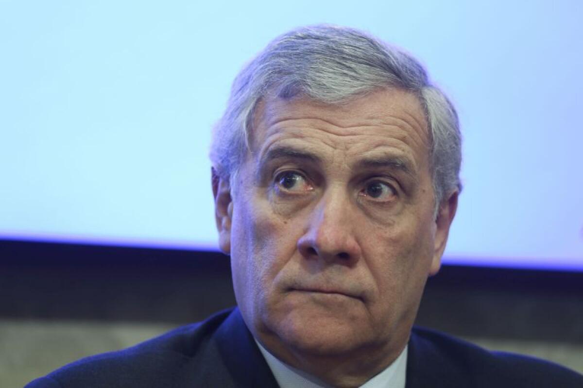 Tajani “Non esiste ipotesi di sostegno al governo” - 