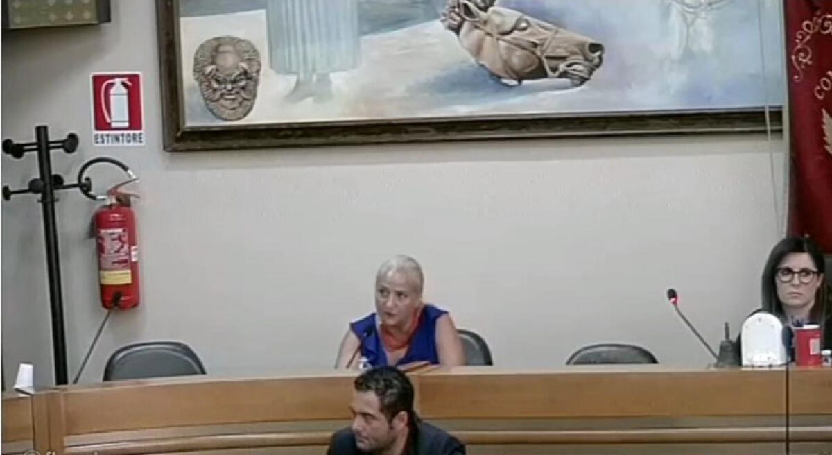 Appalto rifiuti, Cosentino rup gara "ponte": "15 giorni a Comuni per procedura 7 anni" - Il dirigente Cosentino è il nuovo rup della gara "ponte"