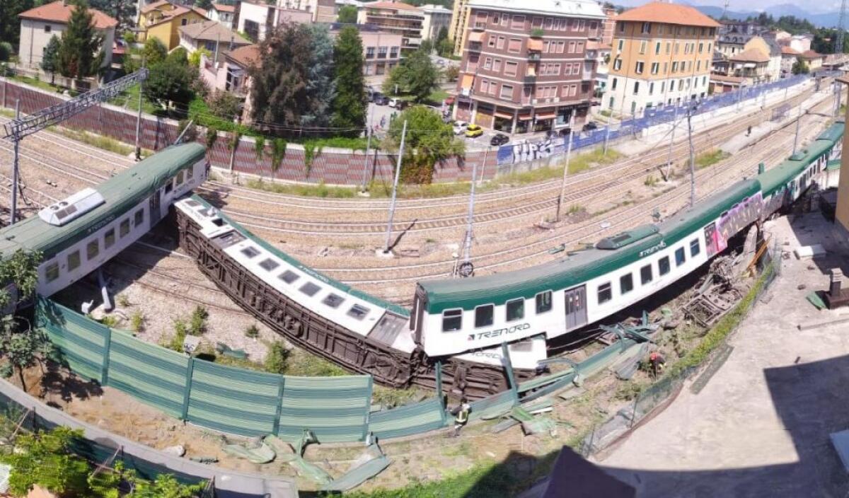 Treno deraglia in Brianza, tre contusi - 