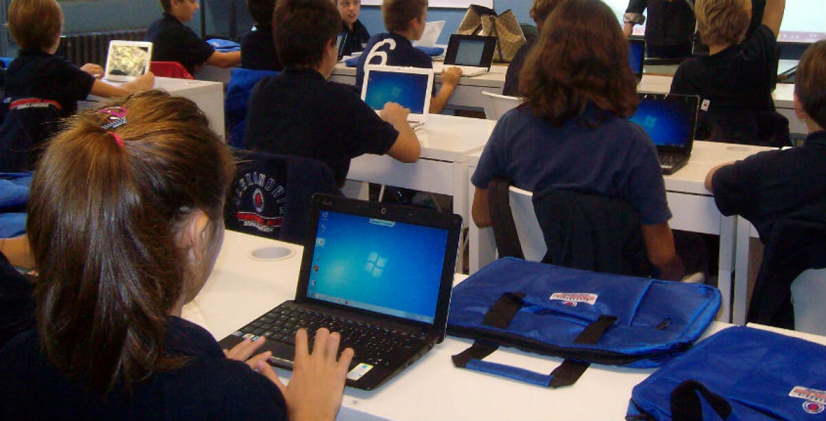 Tagli scuola, assistenti igienico personali esclusi: "Politica cancella lavoro" - 