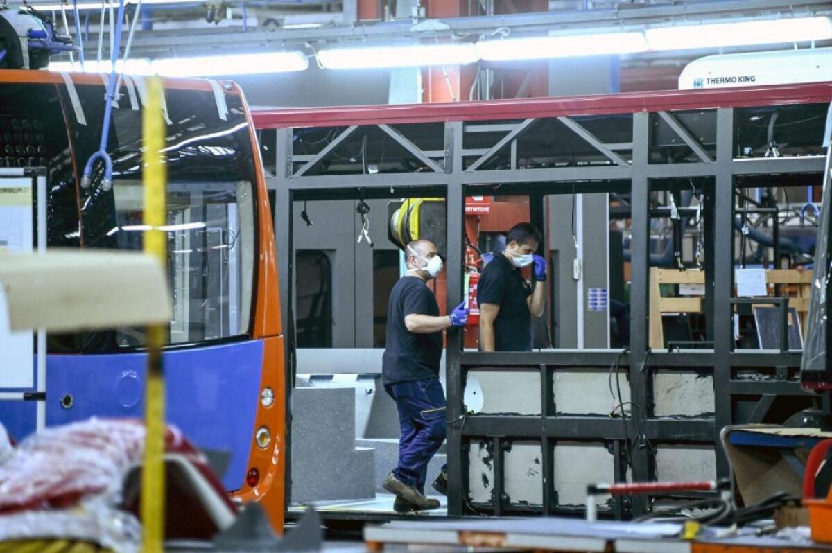 Effetto Covid sul lavoro, nel secondo trimestre -470 mila occupati - 