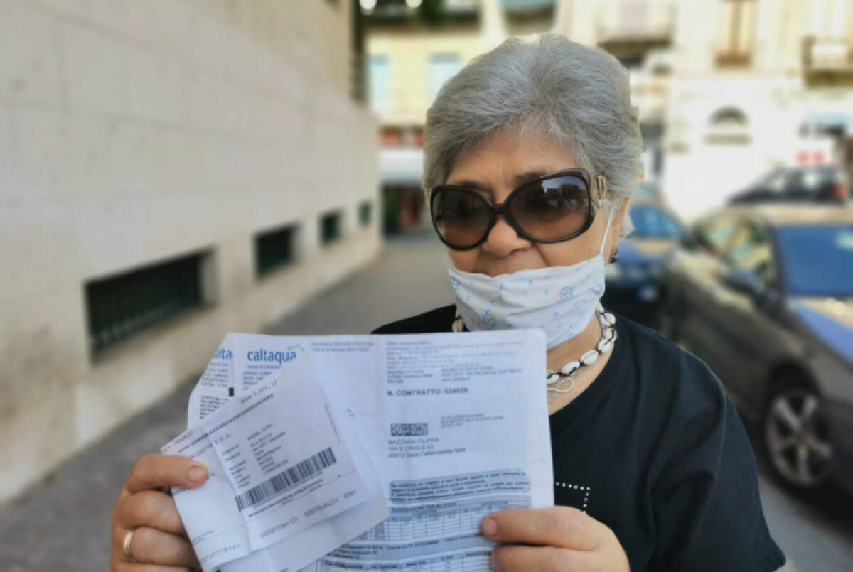 Bolletta da 1.600 euro ad una pensionata: "Letture contatore idrico falsate da aria" - Alla donna è stata recapitata una bolletta da 1.600 euro