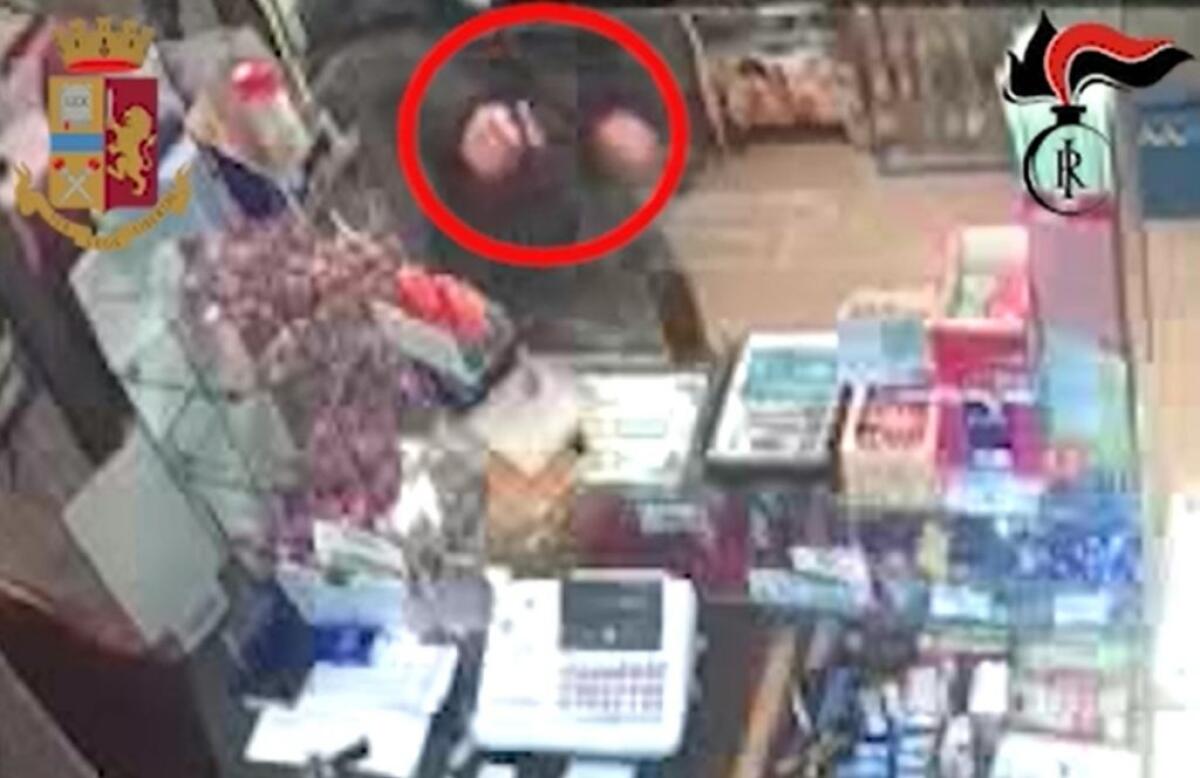 Tentata rapina ad un bar tabacchi, arrestato un diciottenne - 