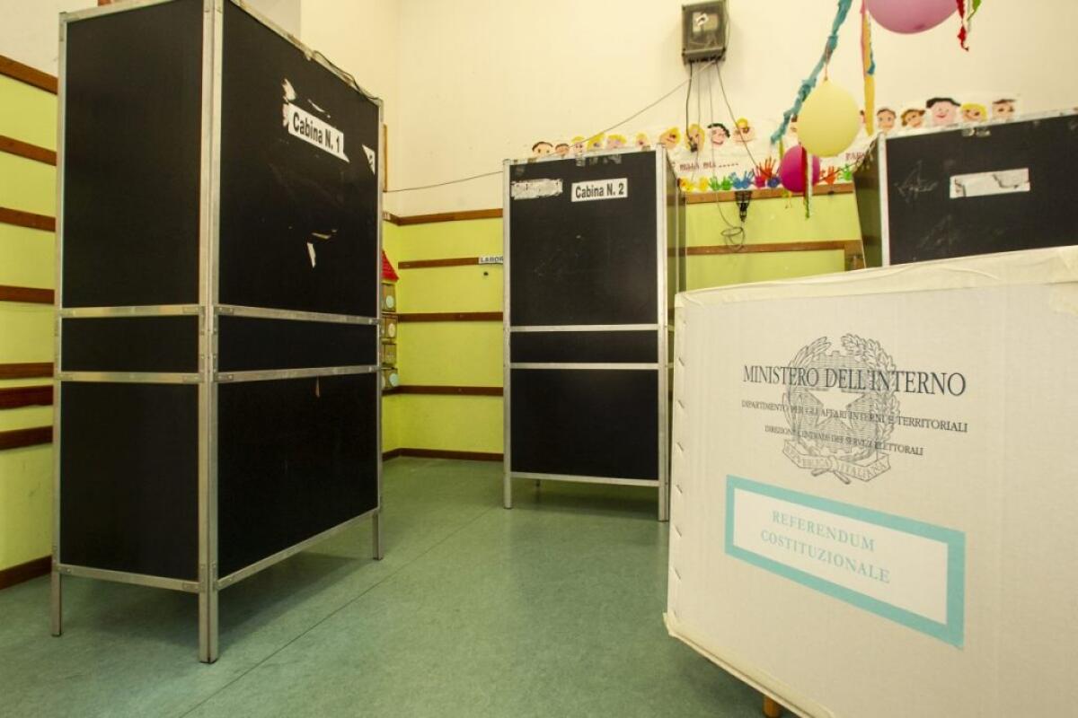Urne aperte per l’Election Day, fari puntati su Referendum e Regionali - 