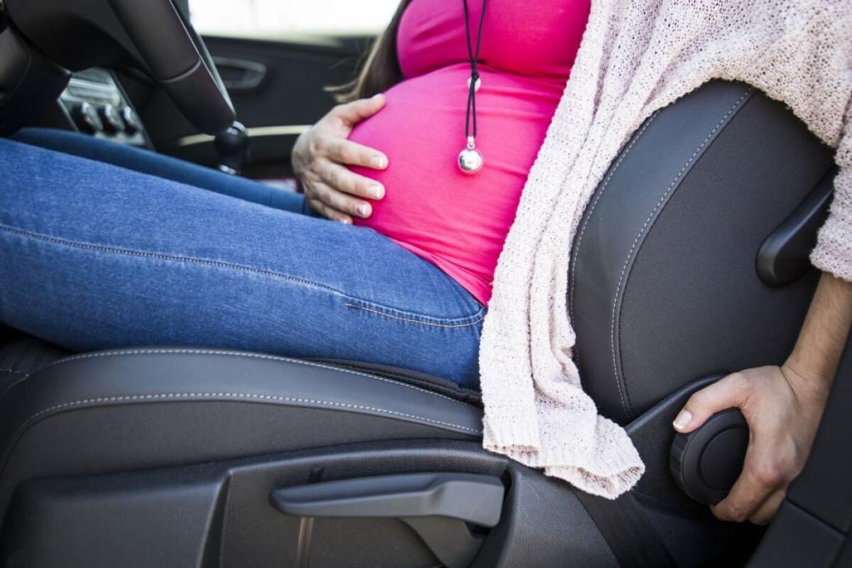 Aifa, in gravidanza prescritti farmaci a 7 donne su 10 -