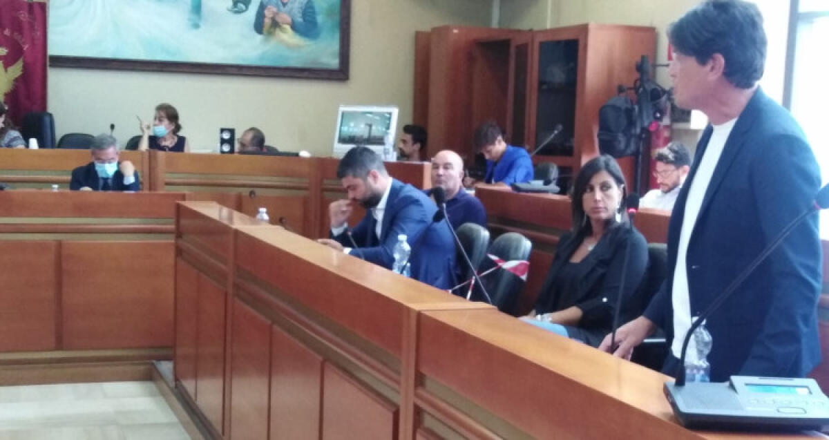 "Escludere porto rifugio da aree Sin", Casciana a Greco: "Non è più zona contaminata" - Casciana ha concluso le "consultazioni"