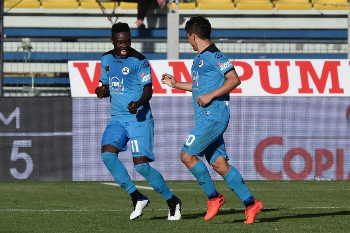 Il Parma rimonta due gol e pareggia 2-2 contro lo Spezia - 