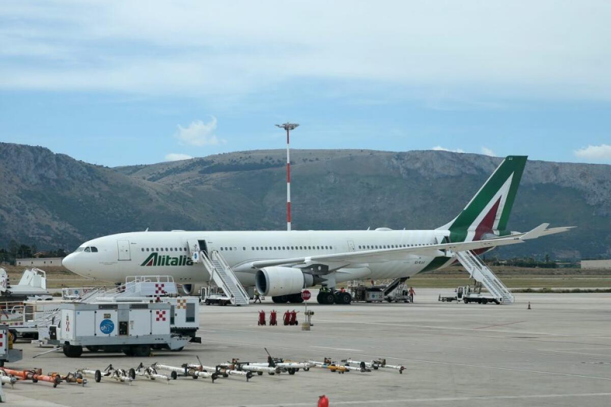 Alitalia, firmato il decreto per la Newco - 