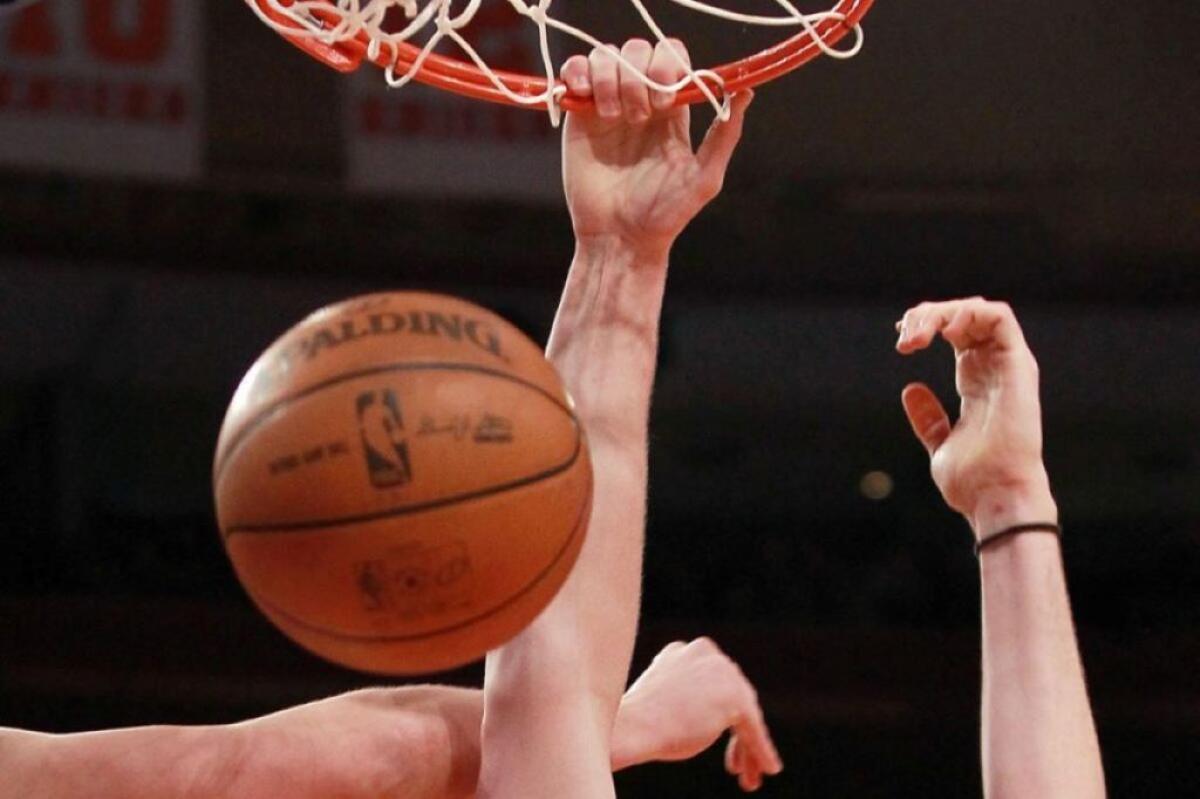 Lakers battono Miami 102-96, match ball nella serie finale Nba - 