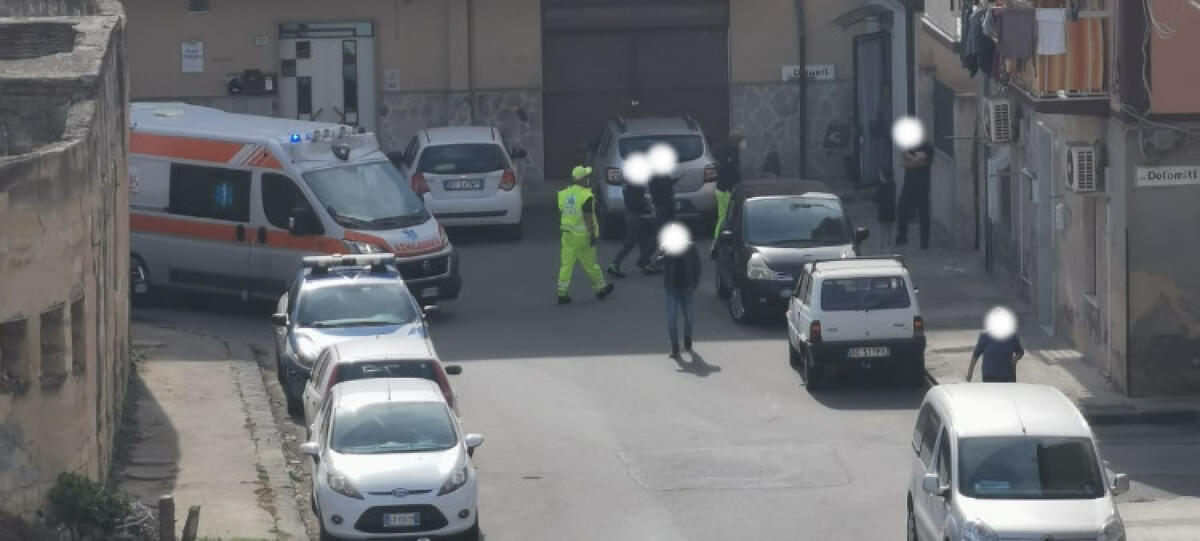 Aggredito nella zona di via Madonna del Rosario, un uomo ferito - L'aggressione nel primo pomeriggio di oggi