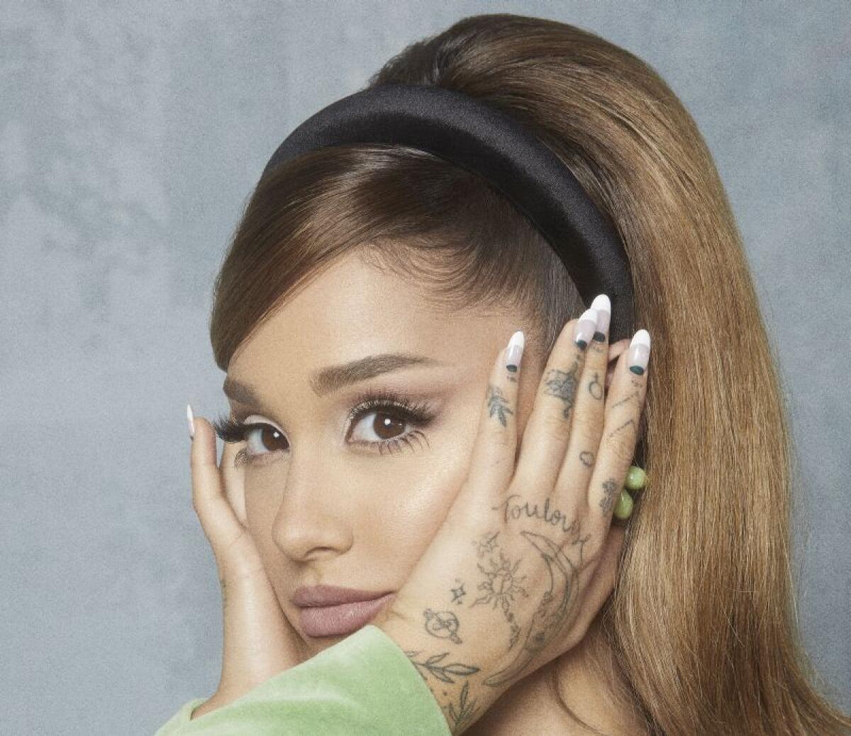 Ariana Grande, arriva il nuovo singolo “Positions” - 