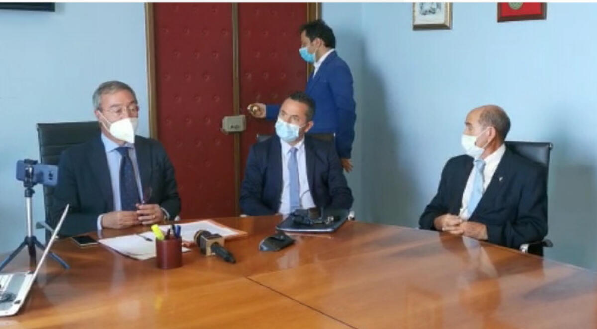 "Comune vuole acquisire Torre Manfria", Greco: "Puntiamo a raccolta fondi pubblica" - Il sindaco ha convocato una conferenza stampa per spiegare il progetto della Torre di Manfria