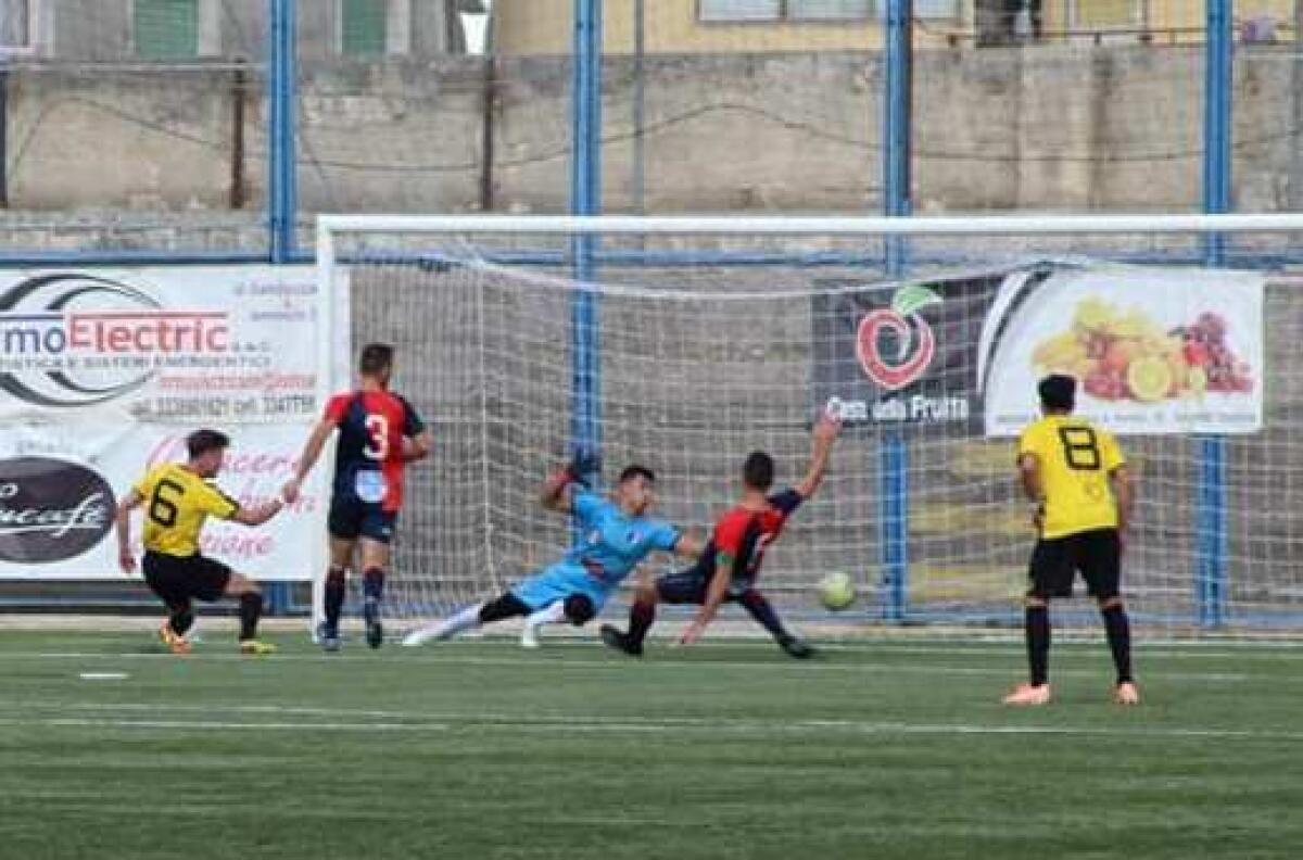 Gela FC generoso ma sprecone,  a Modica si fa rimontare due gol - 