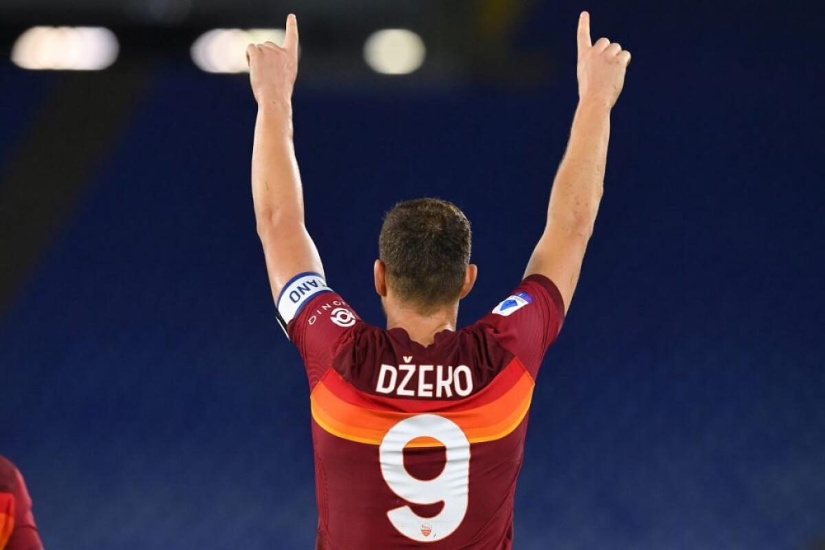 Pokerissimo della Roma contro il Benevento, doppietta di Dzeko - 