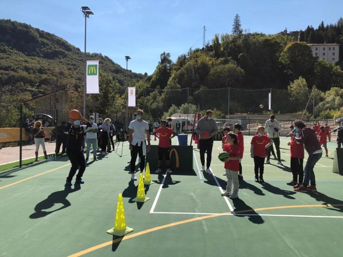 Belinelli,Ambrosini,Mazzanti con McDonald’s per aree sportive ad Arquata - 