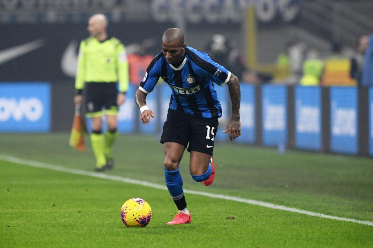 Inter, Ashley Young positivo - 