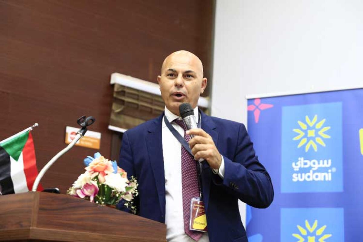 "Ascot" in Sudan, Greca tra i relatori sulle energie rinnovabili e telecomunicazione - Nella foto: Michele Greca, direttore di Ascot International, al workshop in Sudan.