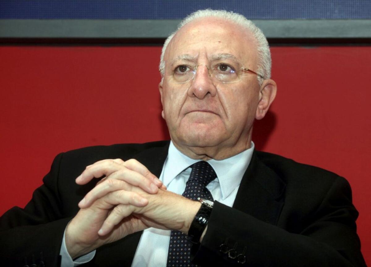 Coronavirus, De Luca al governo “decidere subito il lockdown totale” -