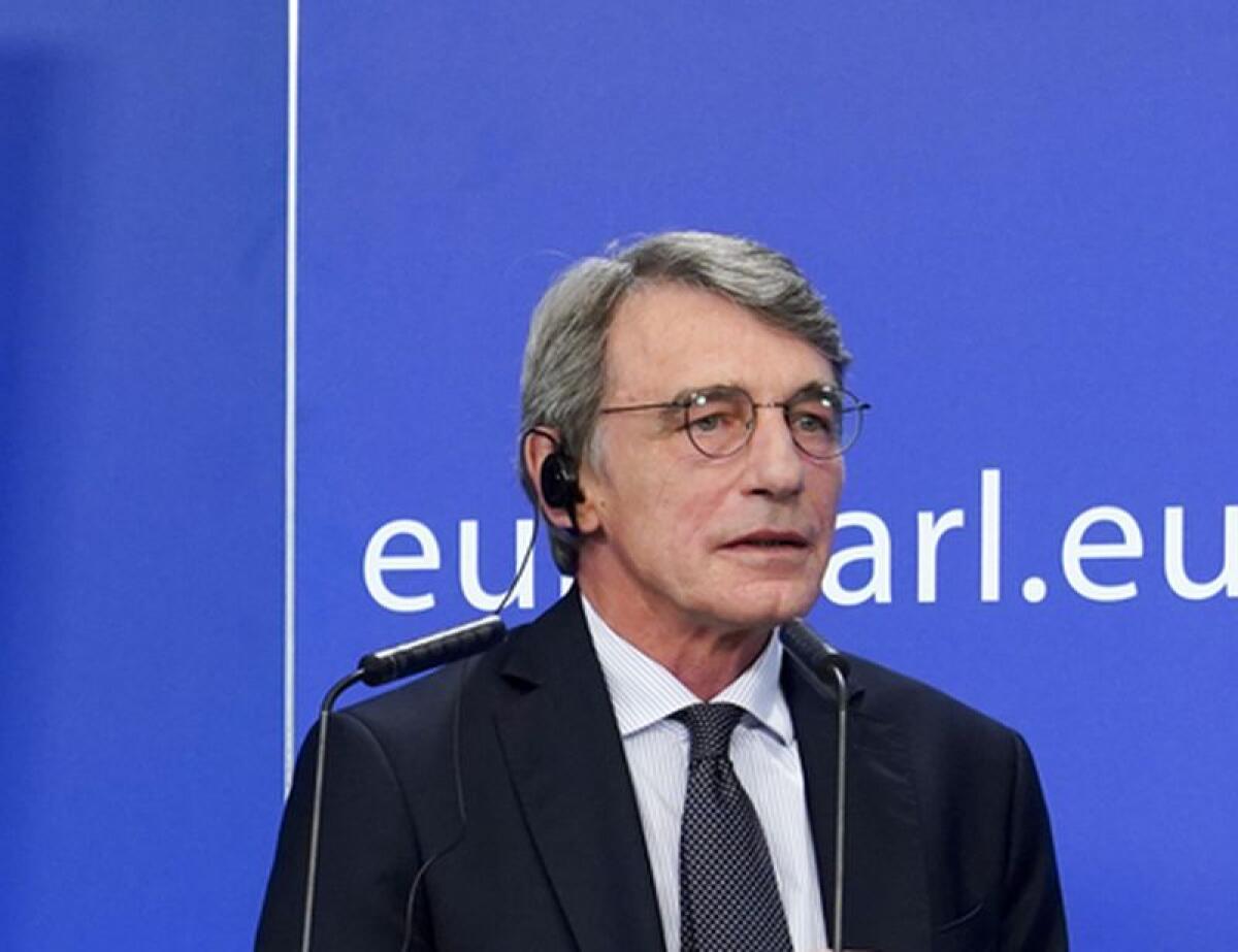 Sassoli in autoisolamento, membro del suo staff positivo al Covid - 