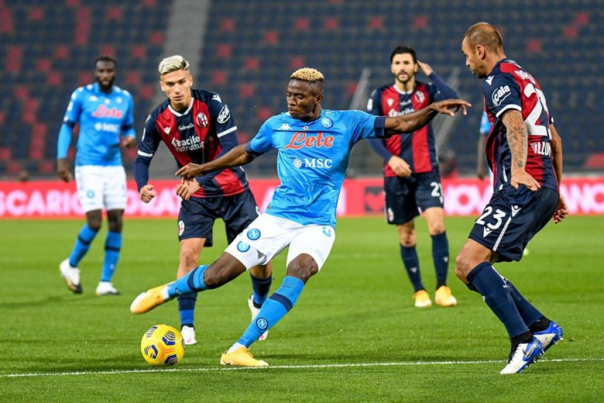 Il Napoli espugna Bologna, decide Osimhen - 