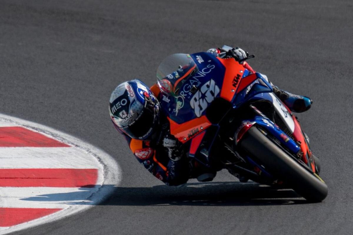 Pole di Oliveira su Morbidelli e Miller a Portimao, Rossi 17° - 