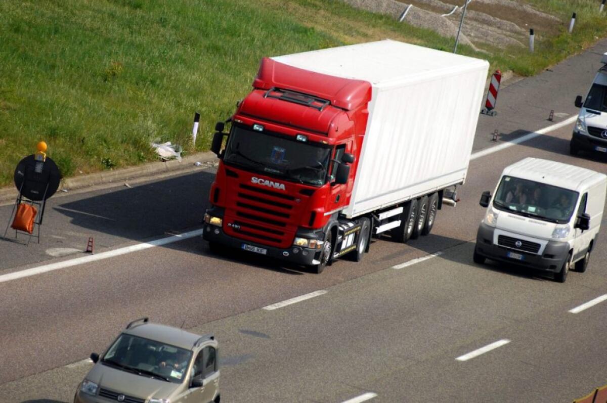 Anita “Garantire il ristoro agli autisti dei Tir fuori dalle autostrade” - 