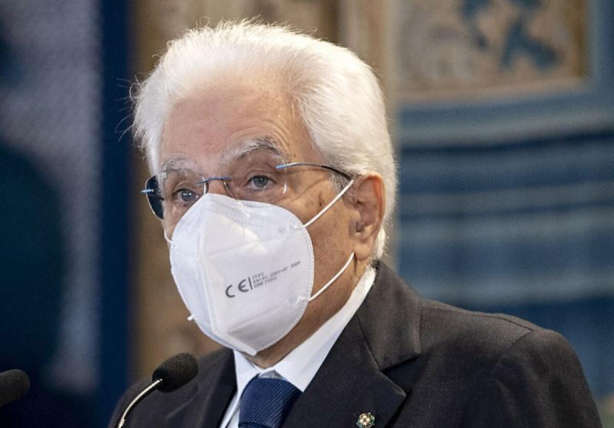 Mattarella “Dalle forze armate aiuto enorme contro il Covid” - 