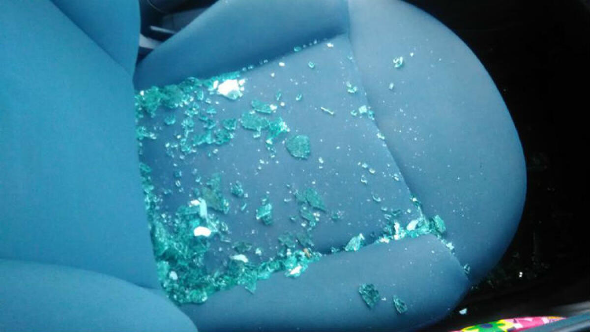 Auto 'spaccate' e colpi negli appartamenti, due minorenni arrestati dai poliziotti -