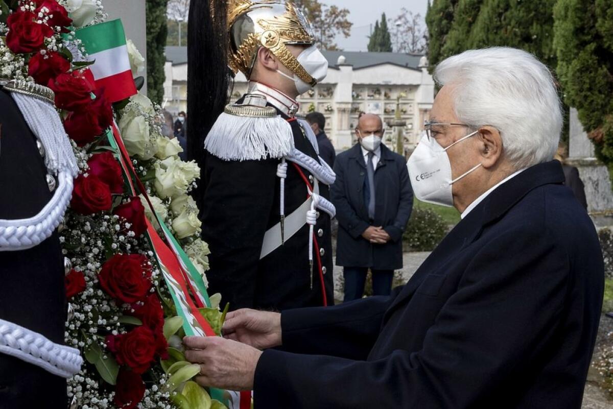 Mattarella “No egoismi, unire le forze per combattere la pandemia” - 