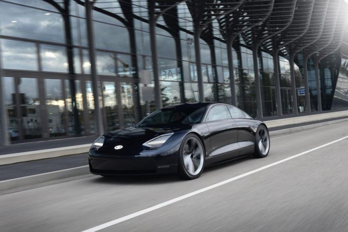 Il Concept Hyundai EV “Prophecy” premiato con il Car Design Award 2020 - 