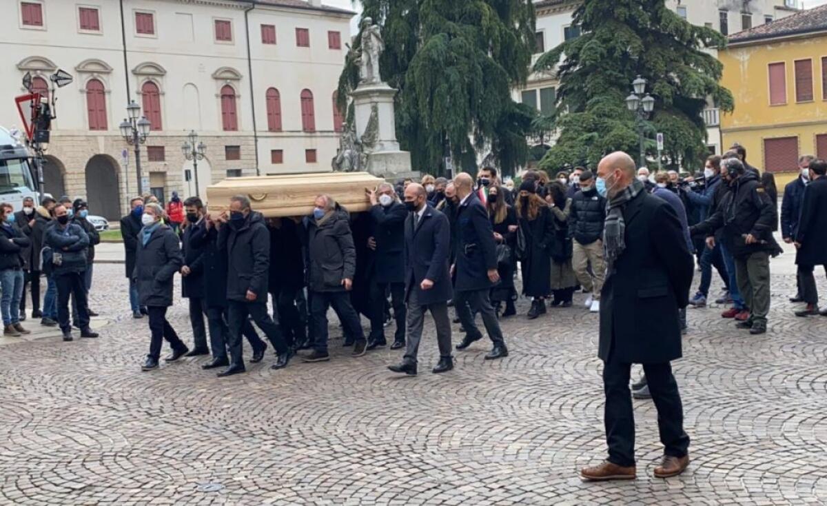 Al Duomo di Vicenza l’ultimo saluto a Paolo Rossi - 