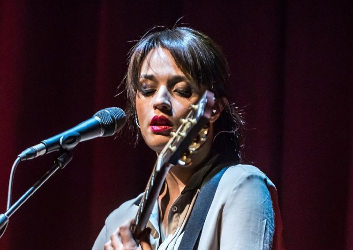 Carmen Consoli torna con un nuovo album e tour “Volevo fare la rockstar” -