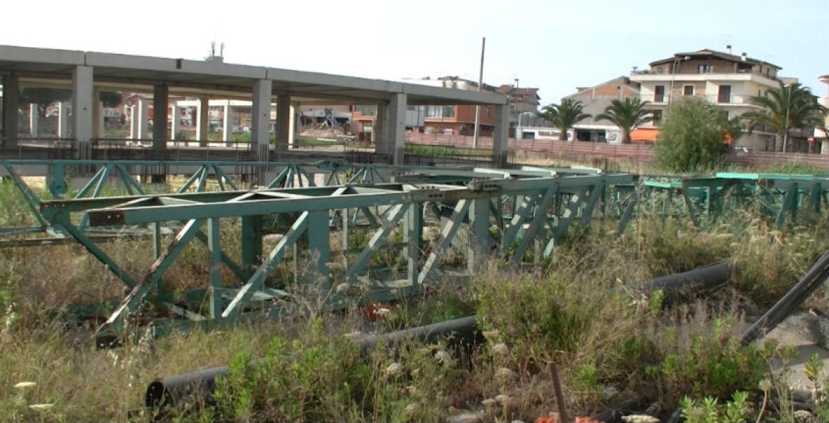 Cantiere via Venezia abbandonato e senza interventi, assolto imprenditore: cade accusa - Il cantiere è fermo da anni e ormai irrealizzabile