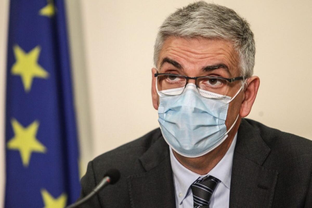 Brusaferro “fase decrescita Covid ma non in tutte le regioni” - 