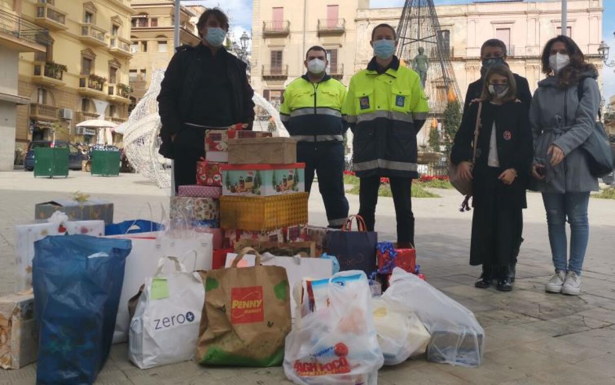 Raccolte quasi 100 scatole scaldacuore, in campo anche Kiwanis, Lions e Rotaract - 