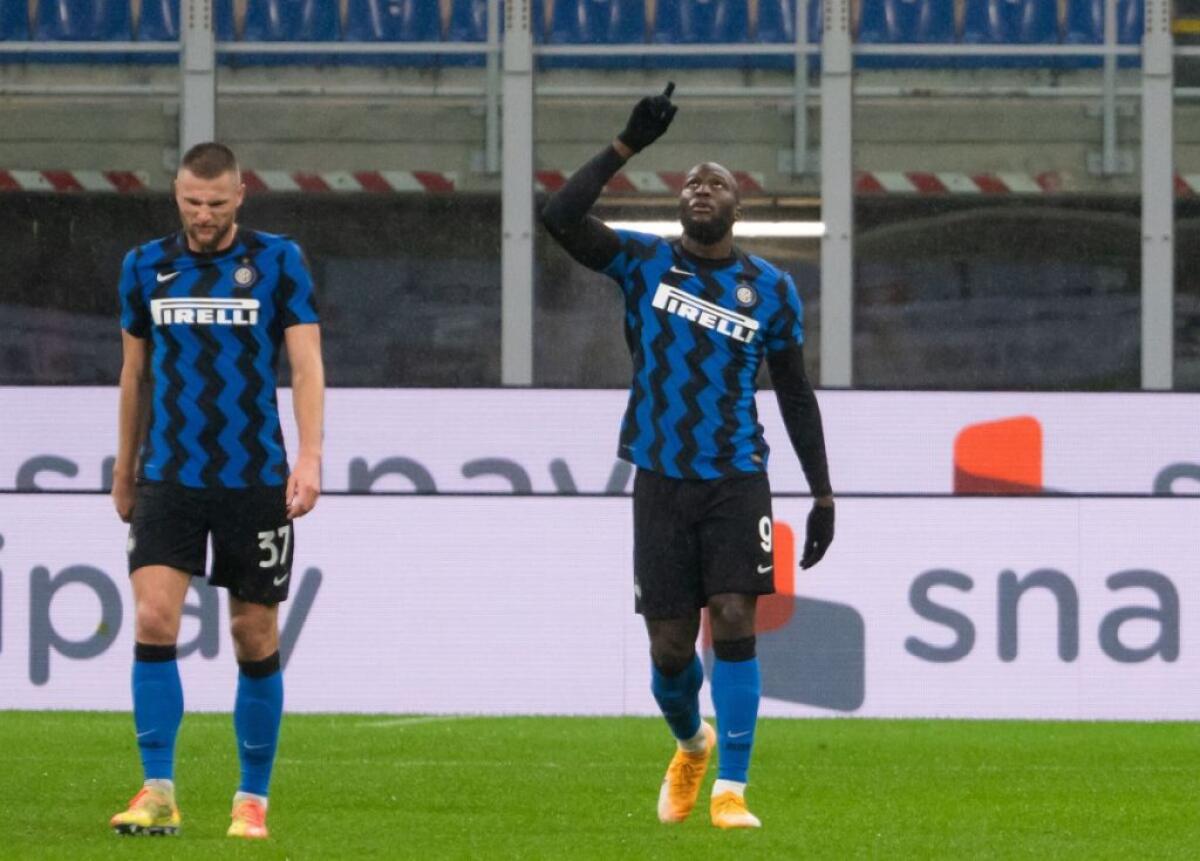 L’Inter e Conte rispondono alle critiche, successo per 3-1 a Cagliari - 