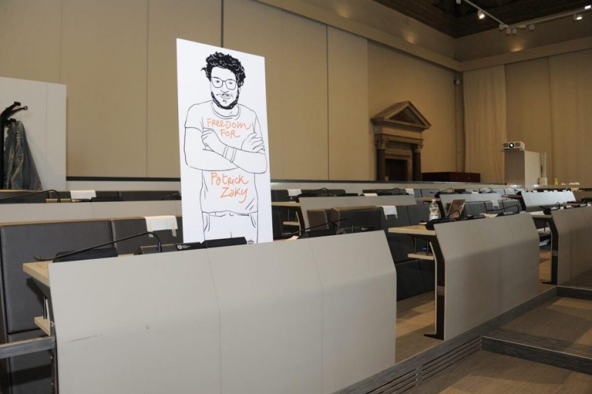 Egitto, almeno altri 45 giorni in carcere per Patrick Zaki - 