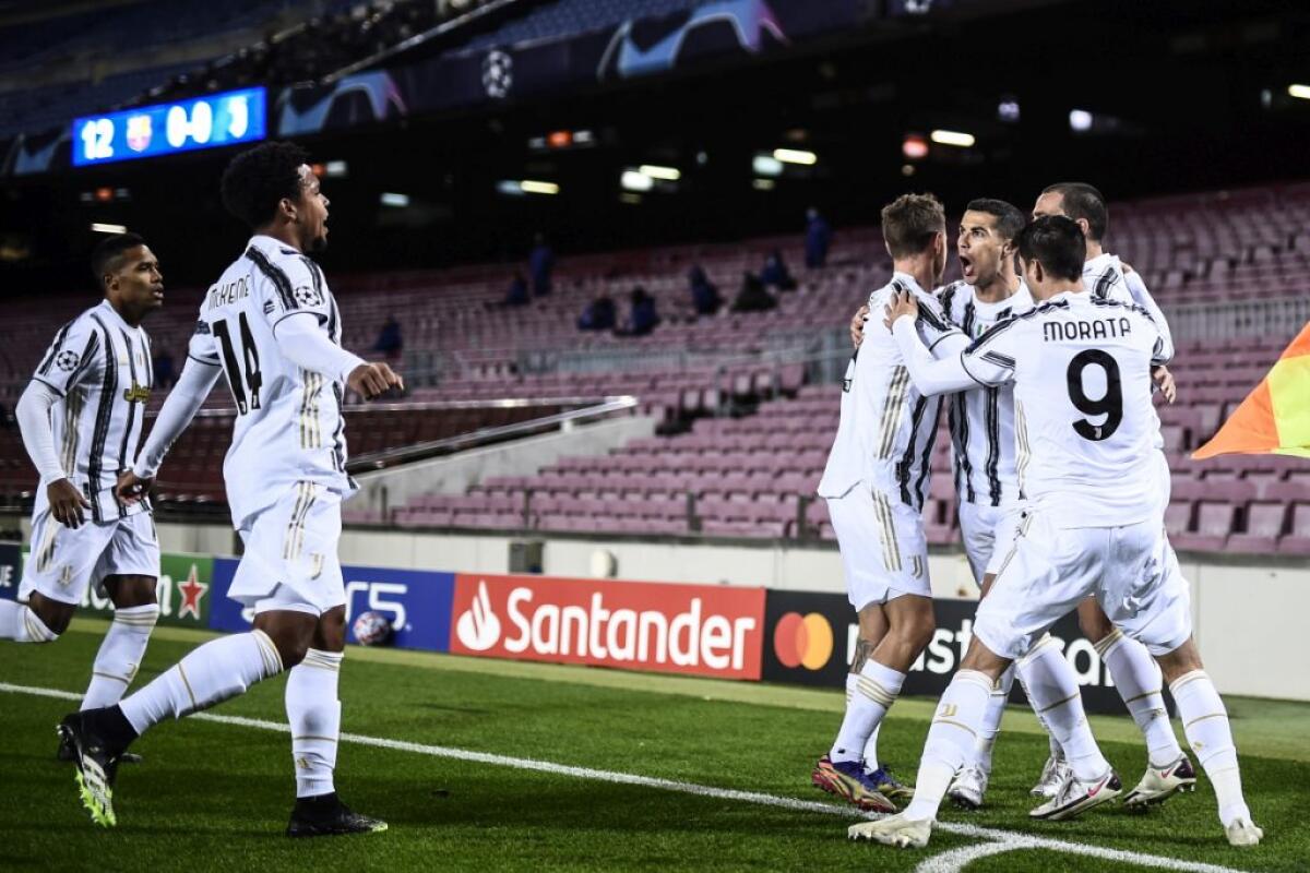 Impresa Juve, 3-0 al Barça al Camp Nou e 1° posto girone - 