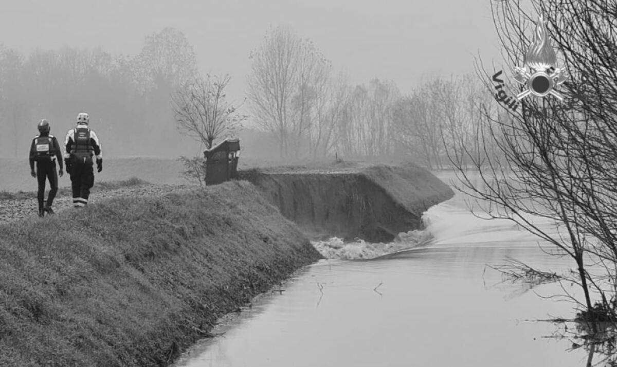 Maltempo, fiume Panaro rompe argini nel Modenese - 