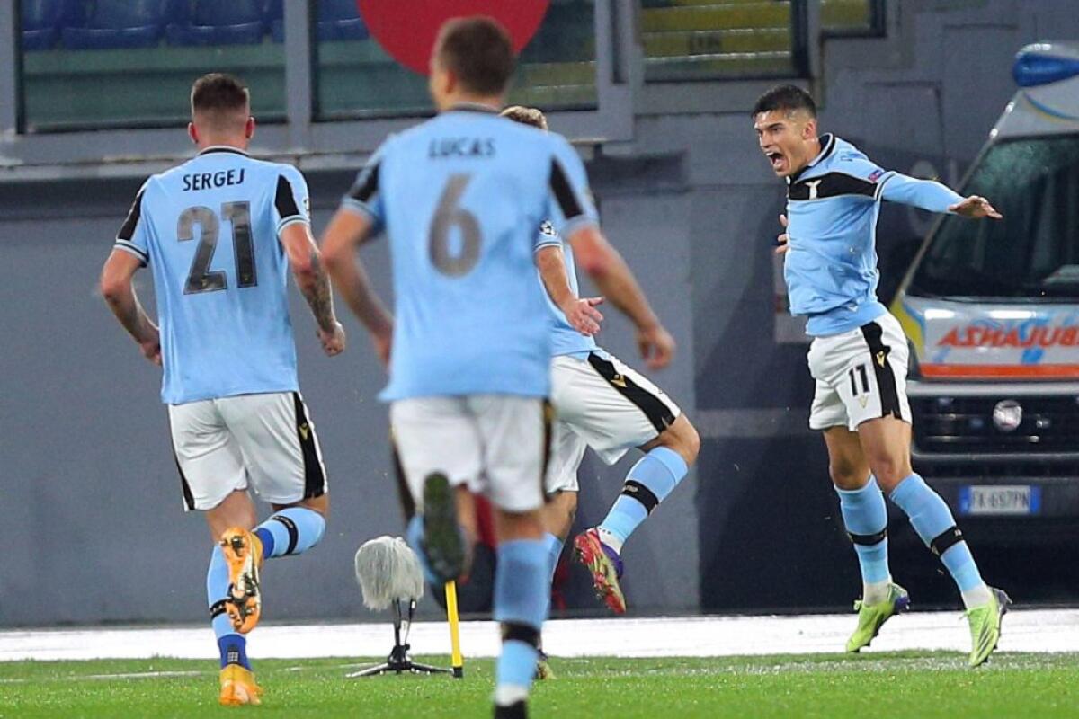 Lazio agli ottavi di Champions, 2-2 con il Bruges - 