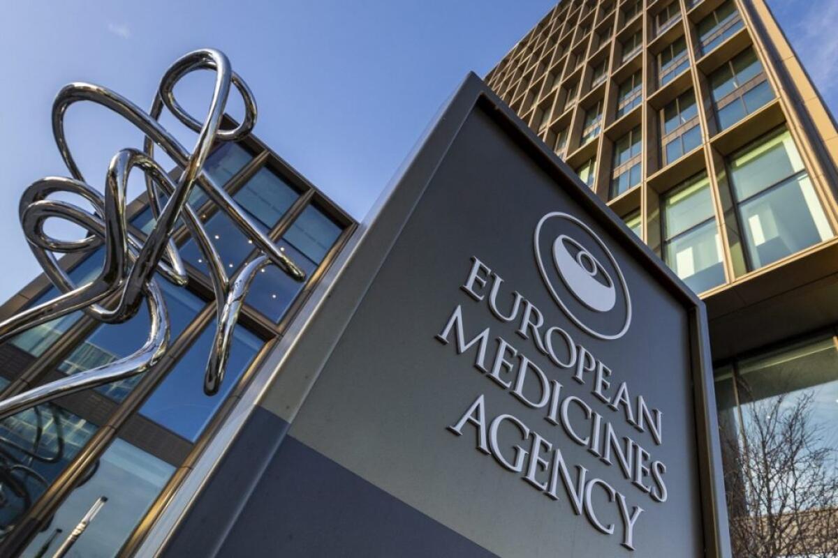 Covid, dall’Ema via libera al vaccino AstraZeneca - 