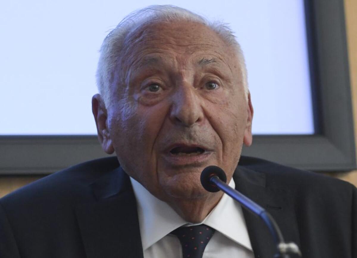 Sanremo, Mogol “Periodo difficile, nessuno sia messo a rischio” - 