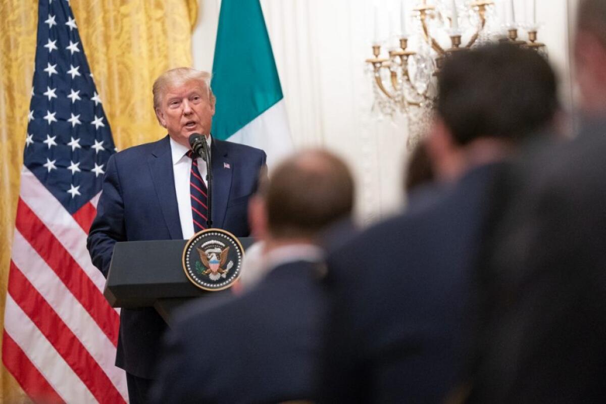 Facebook blocca l’account di Trump fino al termine del mandato - 