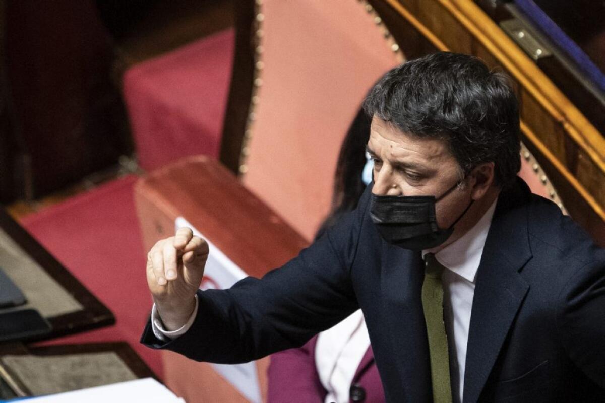 Renzi “Crisi aperta perchè ora si gioca il futuro del Paese” - 
