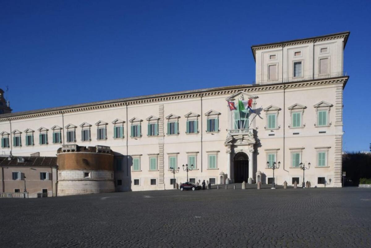 Consultazioni al via, Mattarella incontra Casellati e Fico - 
