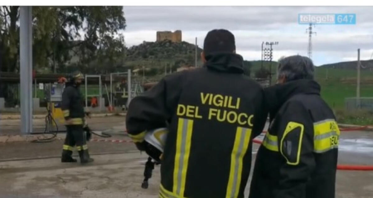 Stazione di servizio a rischio esplosione, vasta perdita di gpl da uno dei serbatoi - L'intervento dei vigili del fuoco