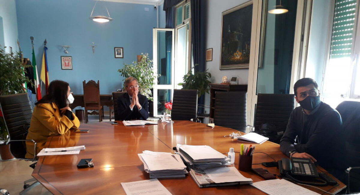 Contagio grave in città ma scuole riaprono, Greco: "Dopo feste 300 casi in più" - 